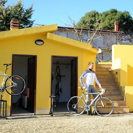 Sicily Bike Di Fina Rosario Panzió Serradifalco